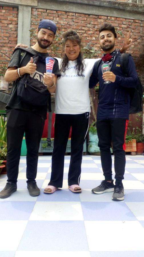 Benus Apartment Darjeeling  Luaran gambar