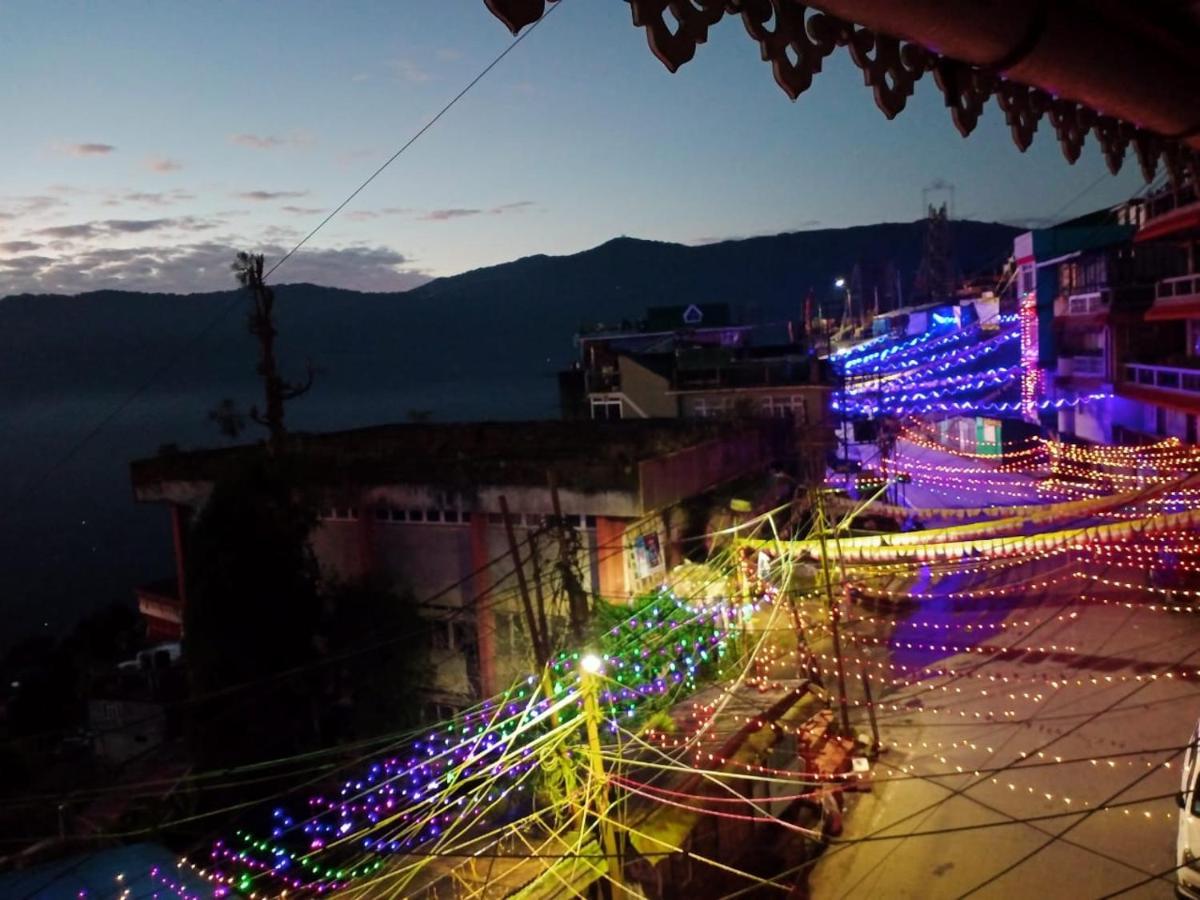Benus Apartment Darjeeling  Luaran gambar