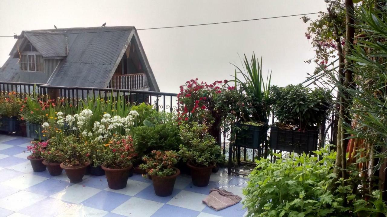 Benus Apartment Darjeeling  Luaran gambar
