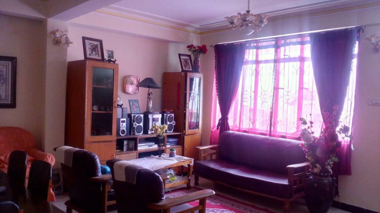 Benus Apartment Darjeeling  Luaran gambar